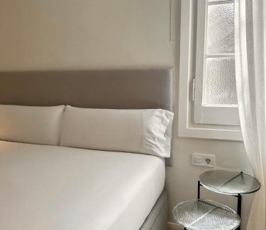 L'Antiga Esquerra de l'Eixample Apartment | Flat by Forgetmenot