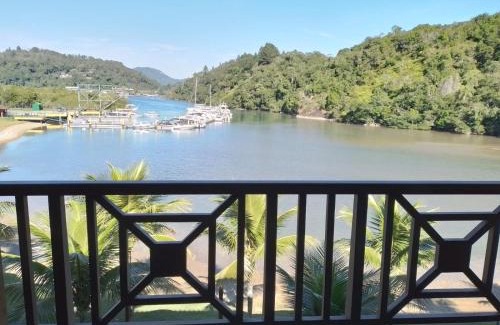Pontal Apartment | Flat duplex com vista para o mar