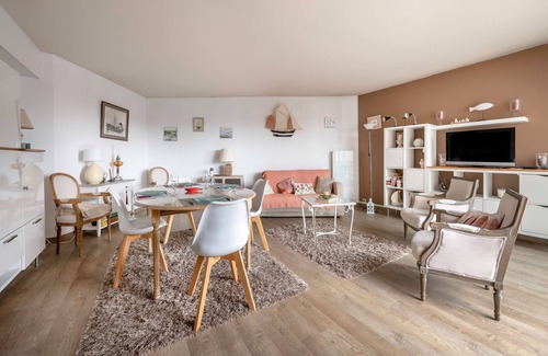Le Pouliguen Apartment | Flat for 4 - 300m from the center town