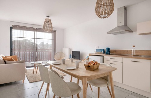 Pleneuf-Val-Andre Apartment | Flat for 4, with sea view, in Pléneuf