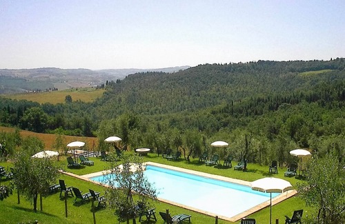 Montelupo Fiorentino Apartment | Flat in a winery in Montespertoli, A/C,Wi-Fi, swimming pool,children friendly,Gi