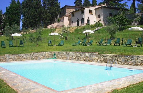 San Donato a Livizzano Apartment | Flat in a winery in Montespertoli,A/C,Wi-Fi, swimming pool,children friendly,Ros