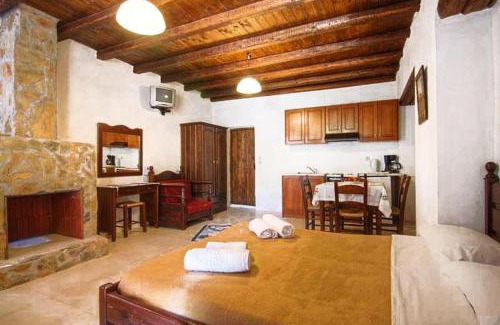 Vlichada Apartment | Flat in Bali with Balcony