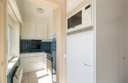 Blankenberge Apartment | Flat in Bruges with Panoramic City Views