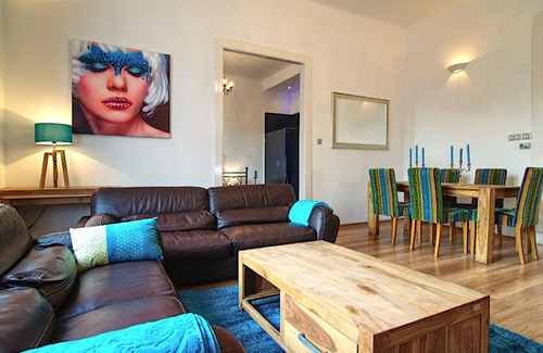 Erzsebetvaros Apartment | Flat in Budapest Centre, 3 bedrooms, 3 bathrooms, sauna,