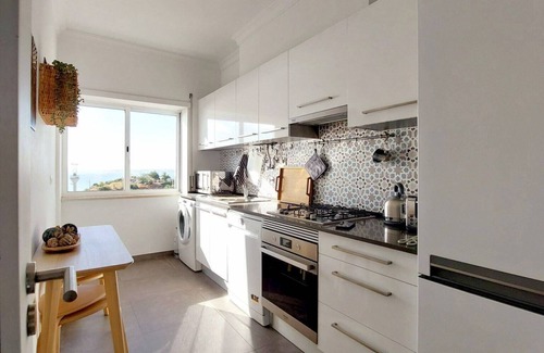Cacilhas Apartment | Flat in Cacilhas – Lisbon Stunning River views