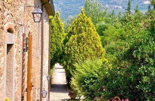 Il Borgo Apartment | Flat in Cortona in Tuscany for a perfect vacation