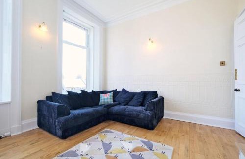 Cults Apartment | Flat in Cults perfect for Royal Deeside visits