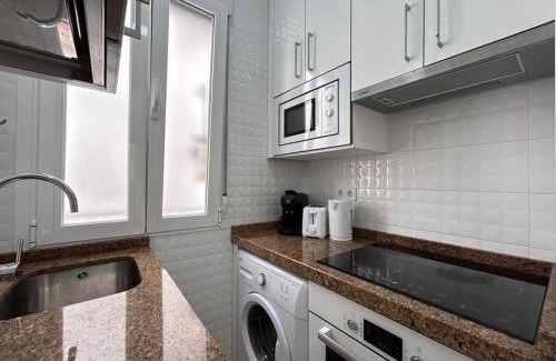 Arganzuela Apartment | Flat in the Barrio de Las Delicias, Madrid