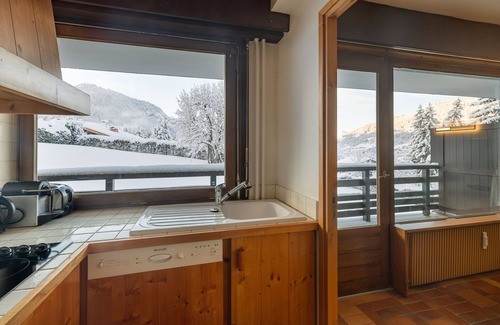 Le Planellet Apartment | Flat - Le Whivern: A stone's throw from the village centre