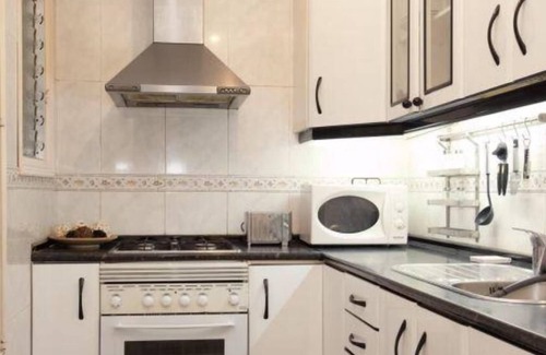 La Sagrada Familia Apartment | FLAT NEAR THE SAGRADA FAMILIA AND METRO HOSPITAL SANT PAU