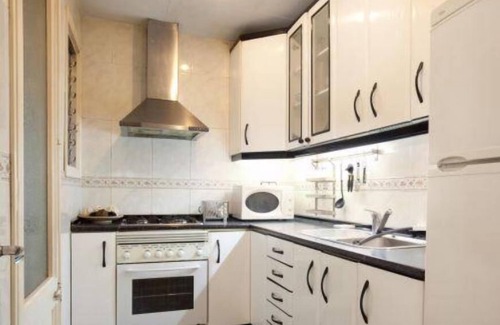 La Sagrada Familia Apartment | FLAT NEAR THE SAGRADA FAMILIA AND METRO HOSPITAL SANT PAU