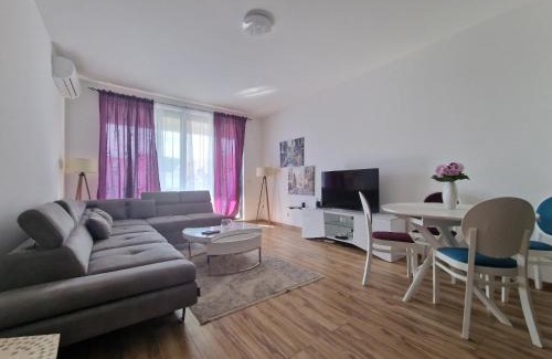 Rafajlovici Apartment | Flat Rafailovic One minute to Beach