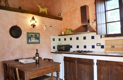 Monteleone d'Orvieto Apartment | Flat Scuderia Del Borgo, Wifi, Perugia