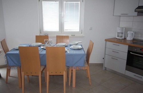 Mimice House | Flat with a view of the water