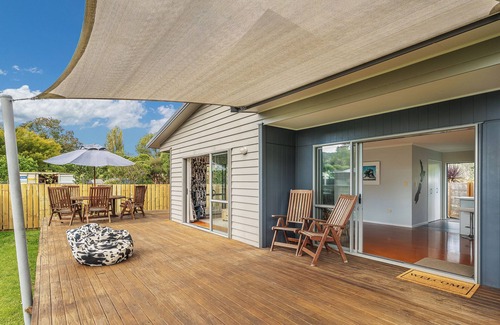 Cooks Beach House | Flaxmill Haven - Cooks Beach Holiday Home