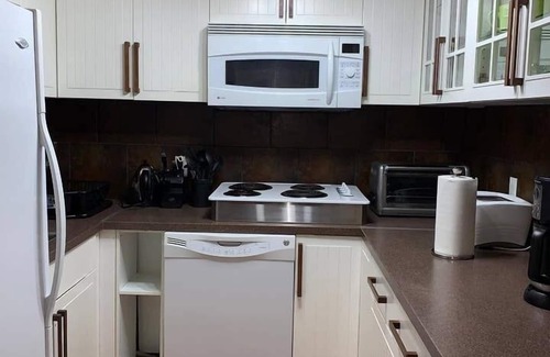 Fort McMurray House | FLEETWOOD :1 Bedroom Space B1