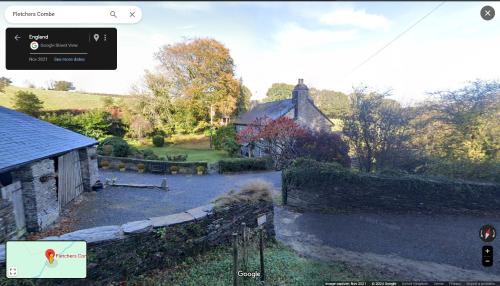 Totnes House | Fletchers Combe Farm