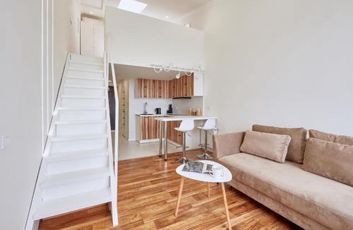 Petrovskoye Apartment | Fleur-de-Lys