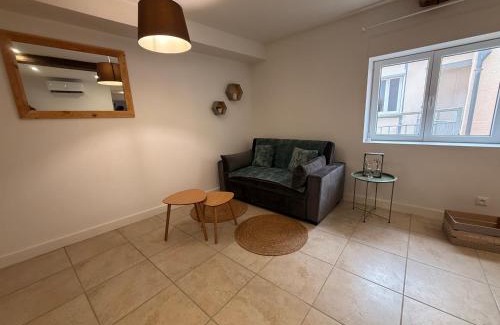 Lancie Apartment | Fleurie Appartement T2