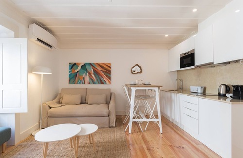 Mouraria Apartment | FLH Anjos Lovely Apartment