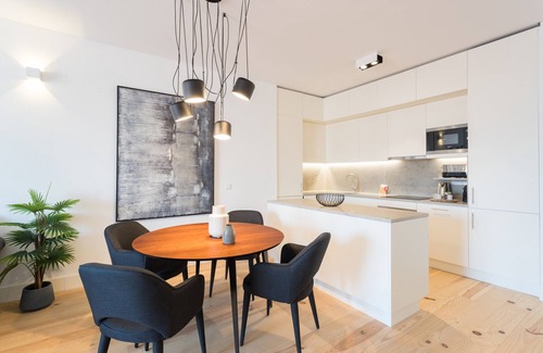 Sao Paulo Apartment | FLH Cais Sodré Modern Flat
