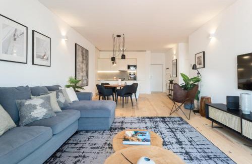 Sao Paulo Apartment | FLH Cais Sodré Modern Flat