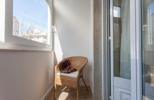 Santo Condestavel Apartment | FLH Campo de Ourique Bright Apartment