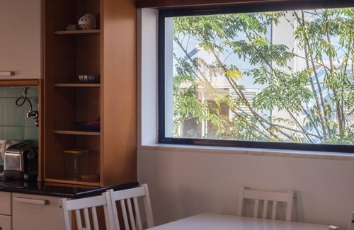 Charneca de Caparica e Sobreda House | FLH Caparica Town House with Pool