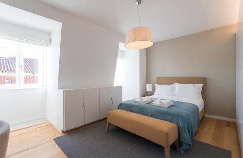 Sao Paulo Apartment | FLH Chiado Bright Apartment