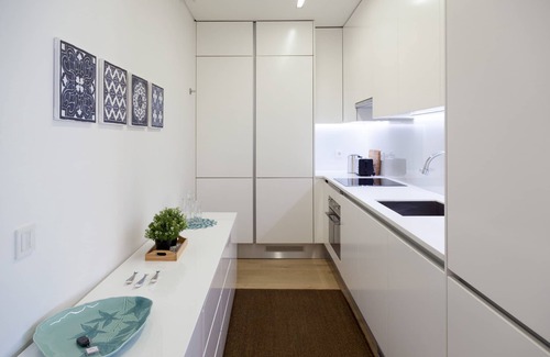 Sao Jorge de Arroios Apartment | FLH Saldanha Minimalist Flat