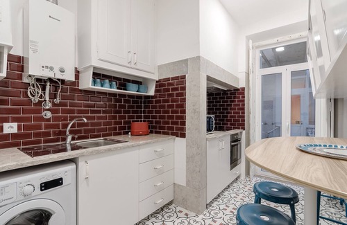 Santo Antonio Apartment | FLH Spacious flat near Av. da Liberdade II