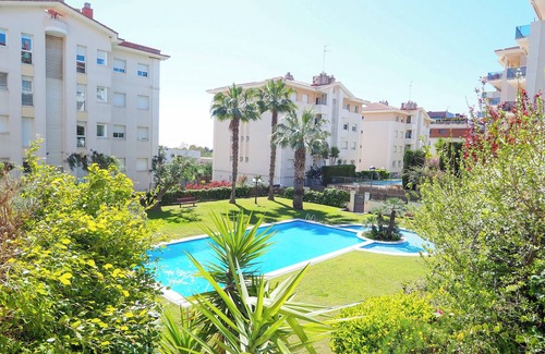 Vallpineda Apartment | Flip Flop Beach Apartment by Hello Homes Sitges