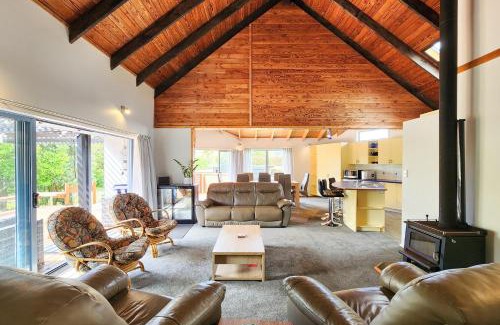 Hahei House | FlipFlop Inn Hahei Beach