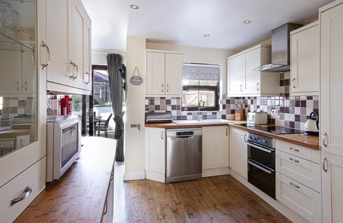 Crantock Cottage | FlipFlops, near the golden sands of Crantock beach