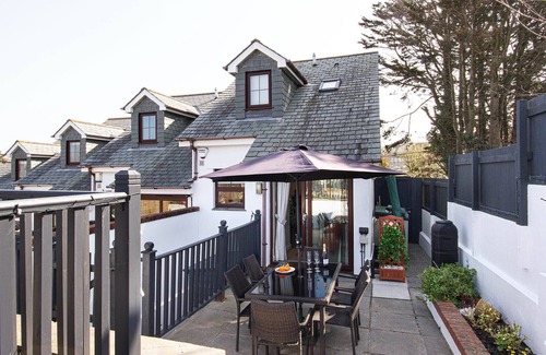 Crantock Cottage | FlipFlops, near the golden sands of Crantock beach