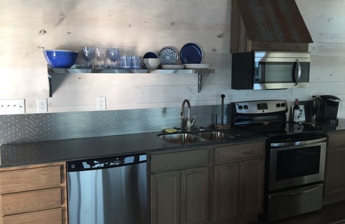 Fairbanks Boat Rental | FLOATING Apartment. Enchanting Lake Views, Sunsets, FUN