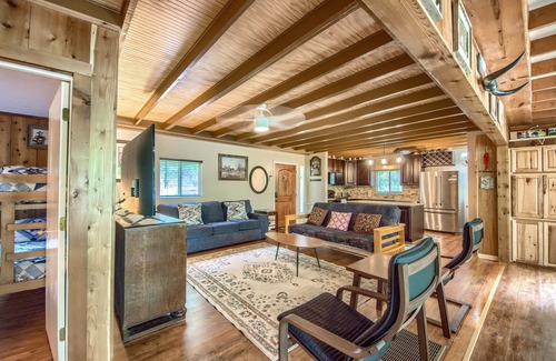 New Braunfels House | Floating dock, Canoe, Kayaks! Guadalupe Riverfront!