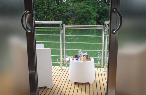 Robassomero Boat Rental | FLOATING DREAM