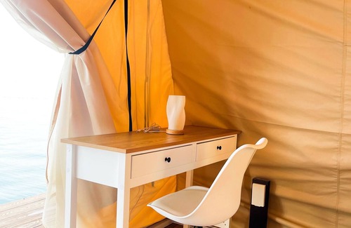 Kaputian Boat Rental | Floating Home in Reef Resort Unit 2