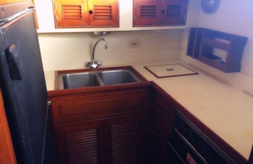 Exuma Boat Rental | Floating Hotel in Paradise ! Staniel Cay, Exuma,Bahamas!