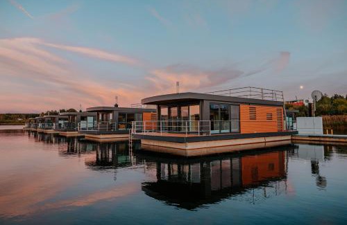 Klitten House | Floatinghouses Bärwalder See