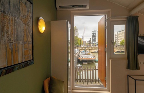 Stadsdriehoek Hotel | FLOATS by H2OTEL