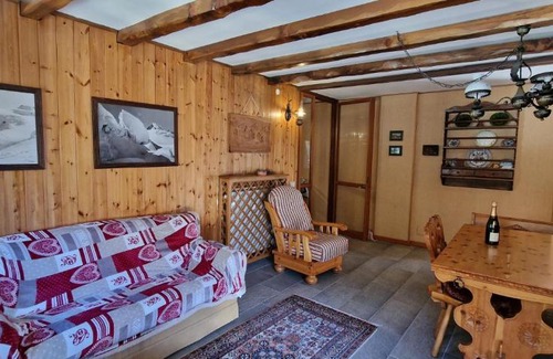 Gressoney-Saint-Jean Apartment | Flocon de Neige - Bluchalet