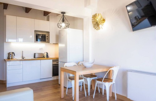 Ariany Condo | Floor with spectacular views, very bright, pool, BBQ, private solarium.