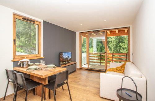 Cervinia Apartment | FLORA ALPINA EXPERIENCE - "Ski-to-Door" Brand New Chalet Apartments with Indoor Garage and Mountain View