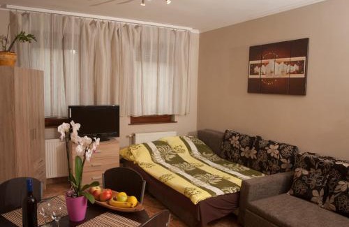 Gyula Apartment | Flora Apartman