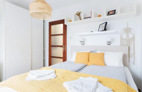 Ferencvaros Apartment | Floral Apartment - NEW in town