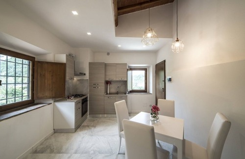 Tavarnuzze Apartment | Florence Vicinanze - Apartment Superior 7 with summer pool