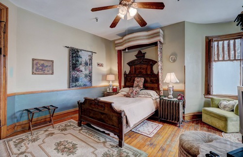 Midtown Bed & Breakfast | Florence Victorian Home